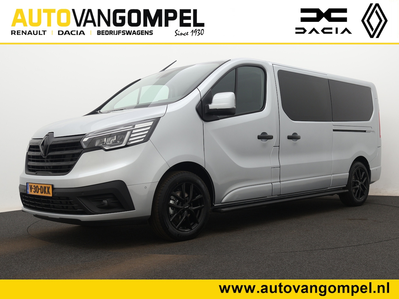 Renault Trafic - 2.0 dCi 170PK T30 L2H1 Luxe DC DUBBEL CABINE BLACK EDITION / 2SCHUIFDEUREN / NAVIGATIE / B - AutoWereld.nl