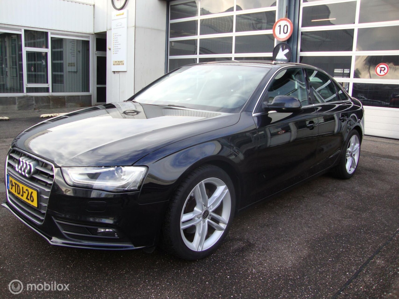 Audi A4 Limousine - 1.8 TFSIe Edition met onderhoudshistorie + N.A.P - AutoWereld.nl