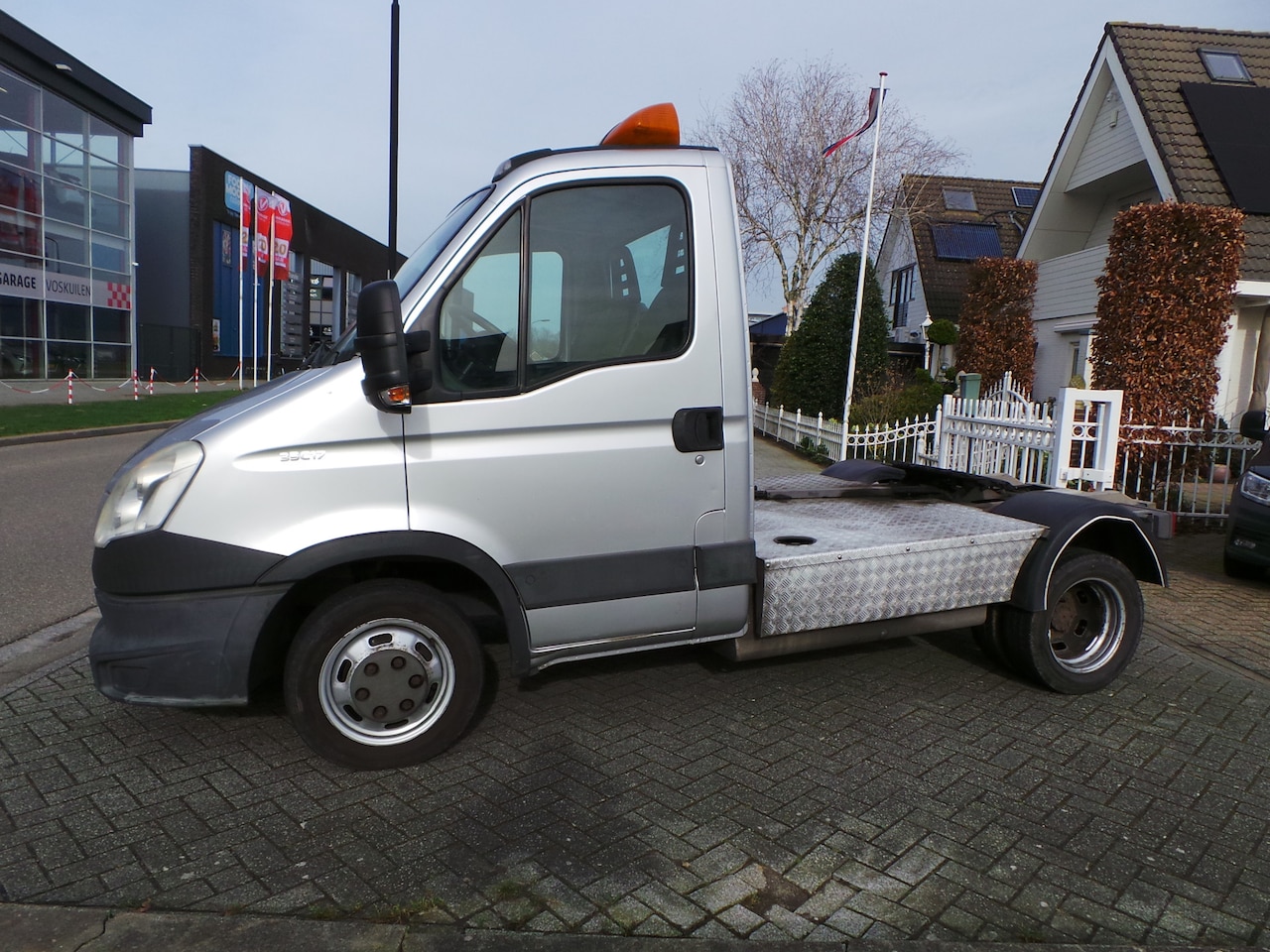 Iveco Daily - 35C17 300 BE-Trekker Airco,Cruise,3persoons 10.540kg - AutoWereld.nl