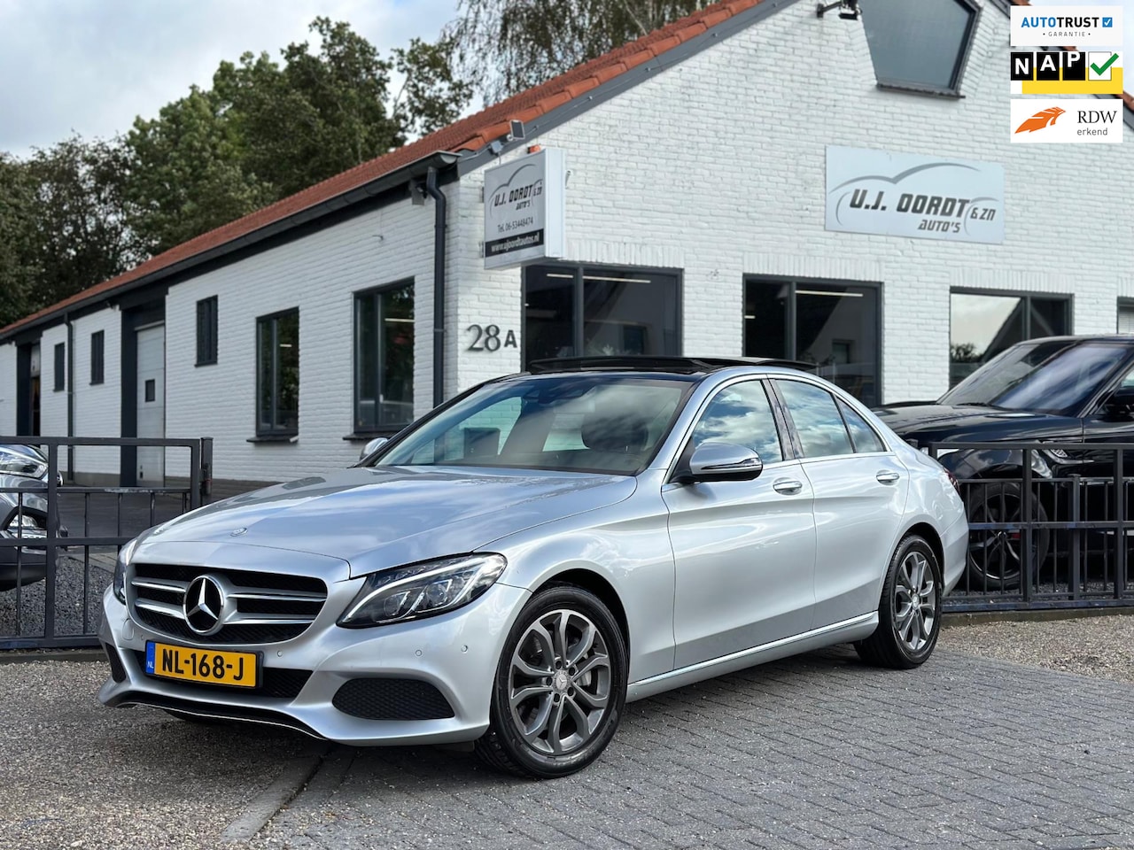 Mercedes-Benz C-klasse - 300 Prestige Head-up,Pano,Led - AutoWereld.nl