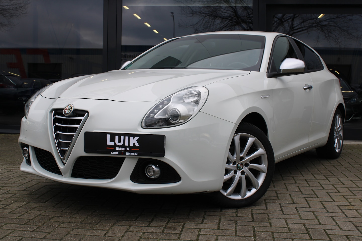 Alfa Romeo Giulietta - 1.4 T Distinctive + KLIMA + CRUISE + LM VELGEN - AutoWereld.nl