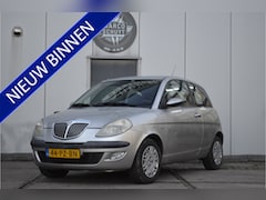 Lancia Y(psilon) - Ypsilon 1.4-16V Argento