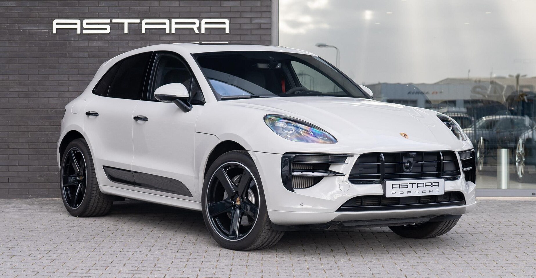 Porsche Macan - 3.0 S | SportDesign | Burmester - AutoWereld.nl