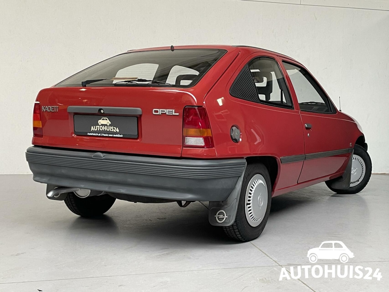 opel-kadett-1-2-ls-opas-auto-1986-1e-eigenaar.jpg