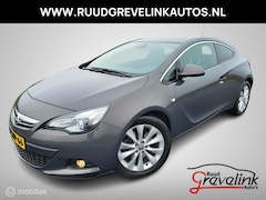 Opel Astra GTC - 1.4 Turbo 140 PK 18"Velgen DonkerGlas Chroom