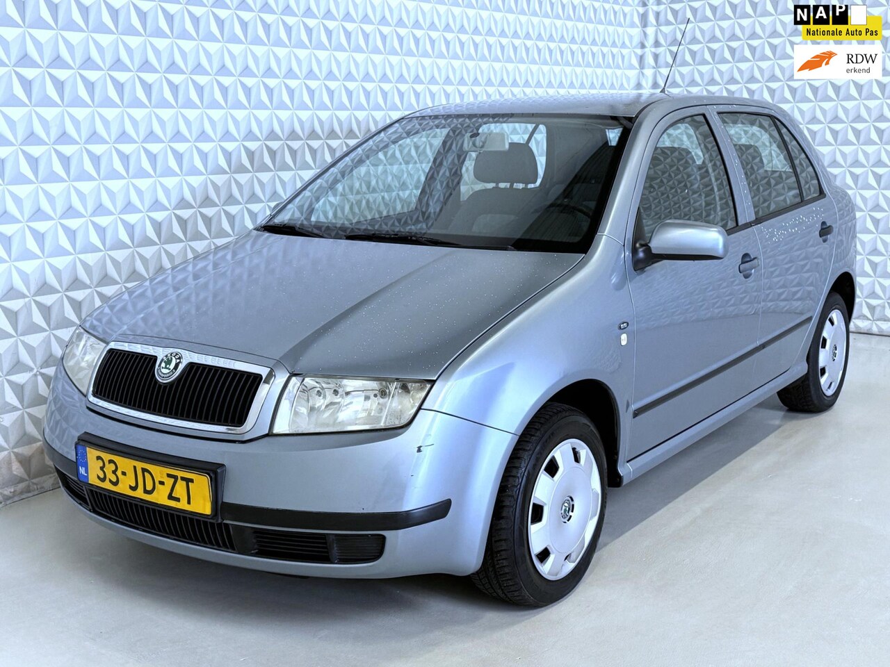 Skoda Fabia - 1.4 Stuurbekrachtiging + APK tot 20-02-2025 (2002) - AutoWereld.nl