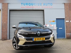 Renault Mégane E-Tech - EV60 Optimum Charge Iconic RENAULT MEGANE EV60 kWh 220 PK OPTIMUM ICONIC WARMTEPOMP 2022 LEER FULL OPTIONS