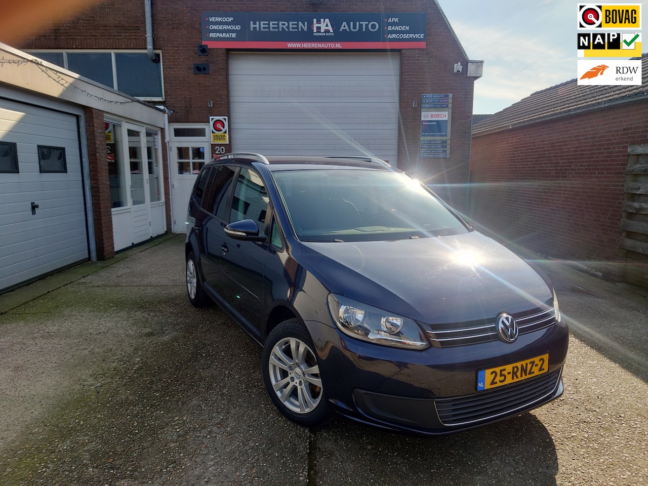 Volkswagen Touran - 1.4 TSI Comfortline 7persoons, Automaat, Radio cd speler, Cruise control, Trekhaak - AutoWereld.nl