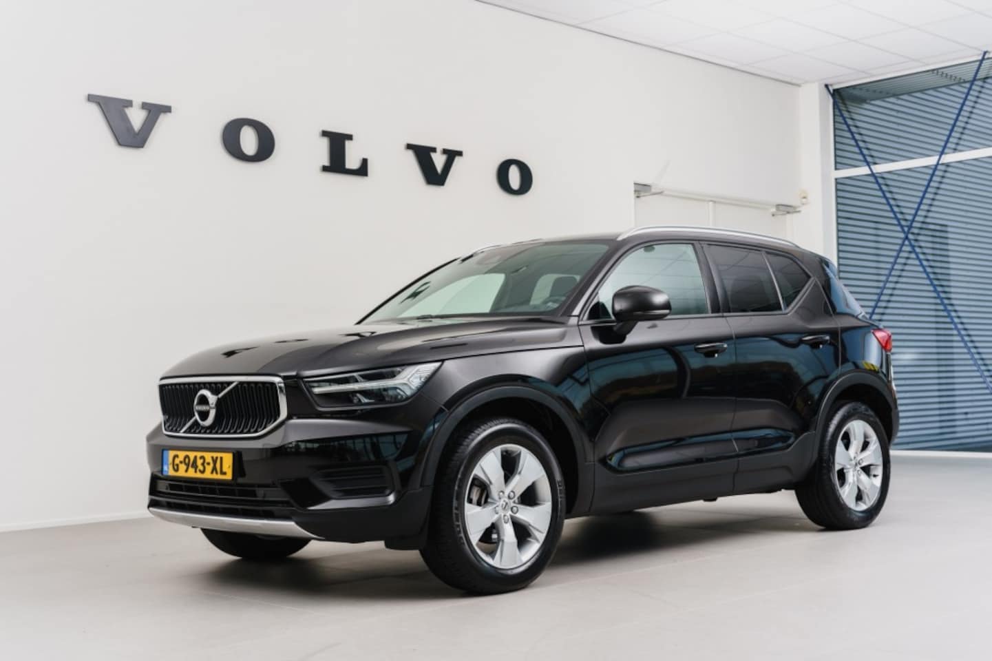 Volvo XC40 - T3 Geartronic Momentum Pro, Park Assist Line - AutoWereld.nl