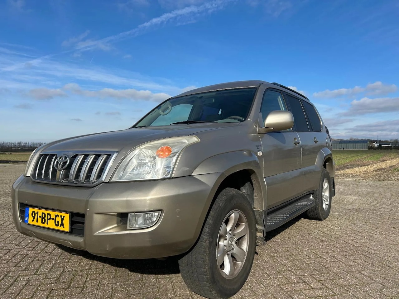 Toyota Land Cruiser - 3.0 D-4D Executive HR Blind Van 3.0 D-4D Executive HR Blind Van - AutoWereld.nl