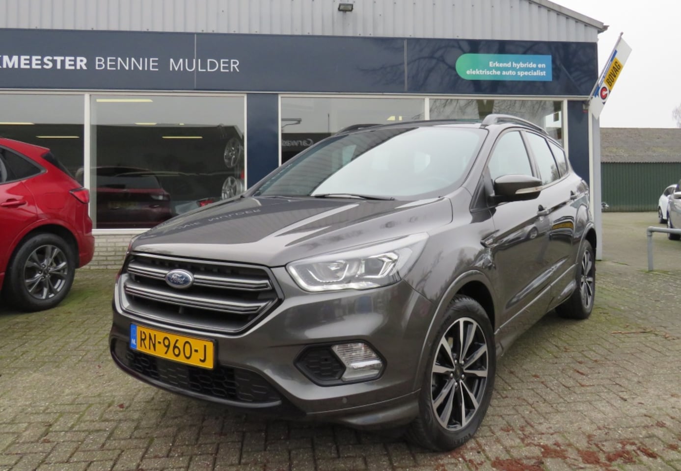 Ford Kuga - 1.5 EcoBoost ST Line 150 PK / NAVI / CAMERA - AutoWereld.nl