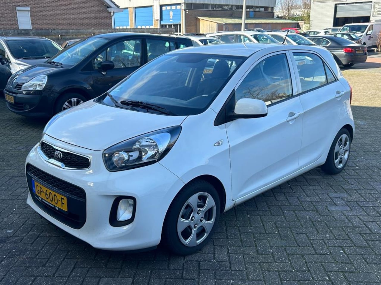 Kia Picanto - 1.0 CVVT 5drs! AIRCO! 180.000km! BJ 07-2015! - AutoWereld.nl