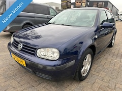 Volkswagen Golf - 2.0 Trendline