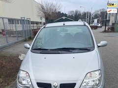 Renault Scénic - 1.6-16V RXT