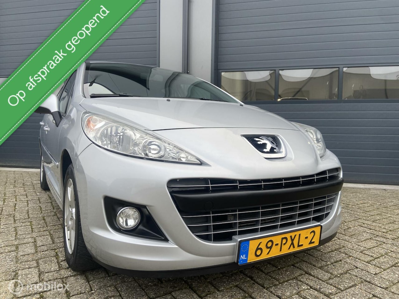 Peugeot 207 - 1.6 VTi Sportium Uitvoering _ 1Ste Eigenaar - AutoWereld.nl