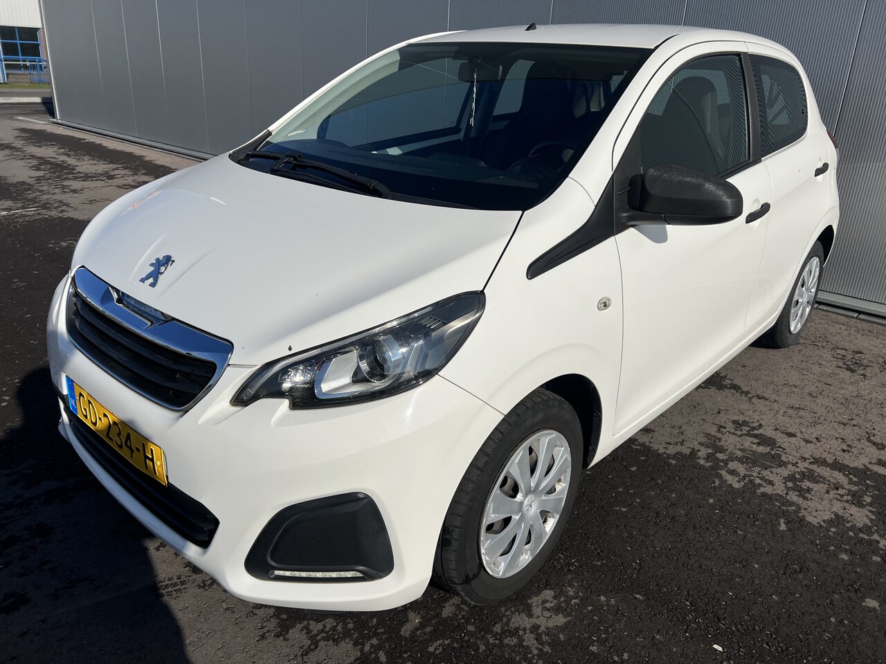 Peugeot 108 - 1.0 e-VTi Access 1.0 e-VTi Access - AutoWereld.nl