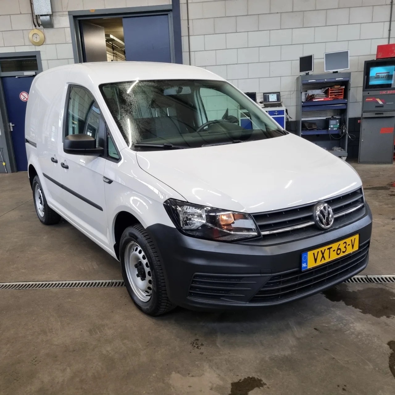 Volkswagen Caddy - 1.0 TSI L1H1 BMT Comfortline Benzine - AutoWereld.nl