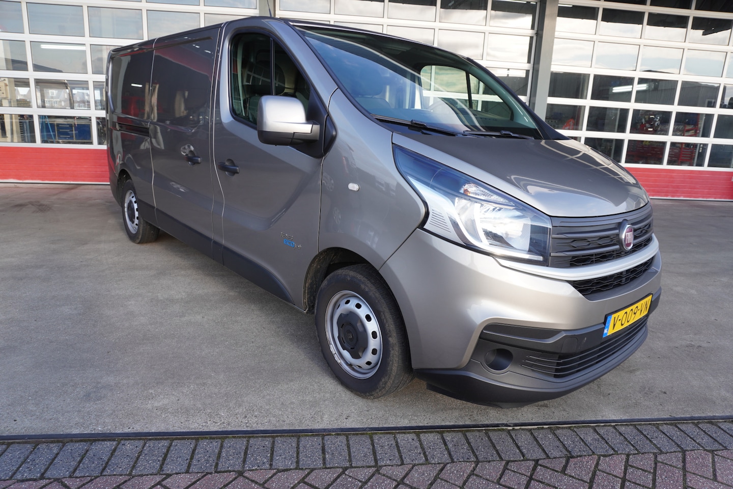 Fiat Talento - MJ 125PK EcoJet L2H1 Airco/Cruise/ Navi/Trekhaak - AutoWereld.nl