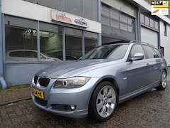 BMW 3-serie Touring - 318i High Executive