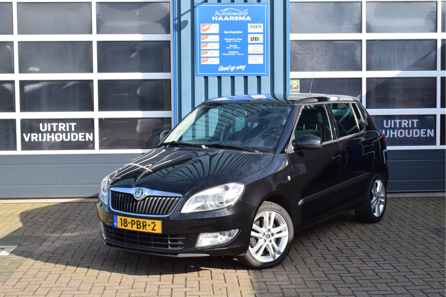 Skoda Fabia - 1.2 TSI Dynamic Automaat Cruise Control Airco - AutoWereld.nl