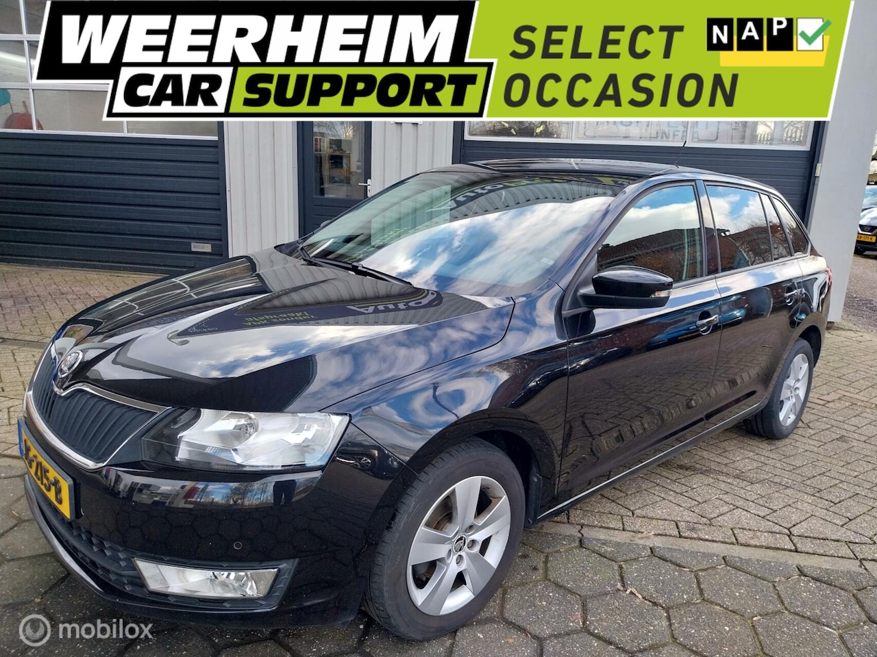 Skoda Rapid - 1.2 TSI Greentech JOY Navi|Trekhaak|PDC v+a|stoelverw. - AutoWereld.nl