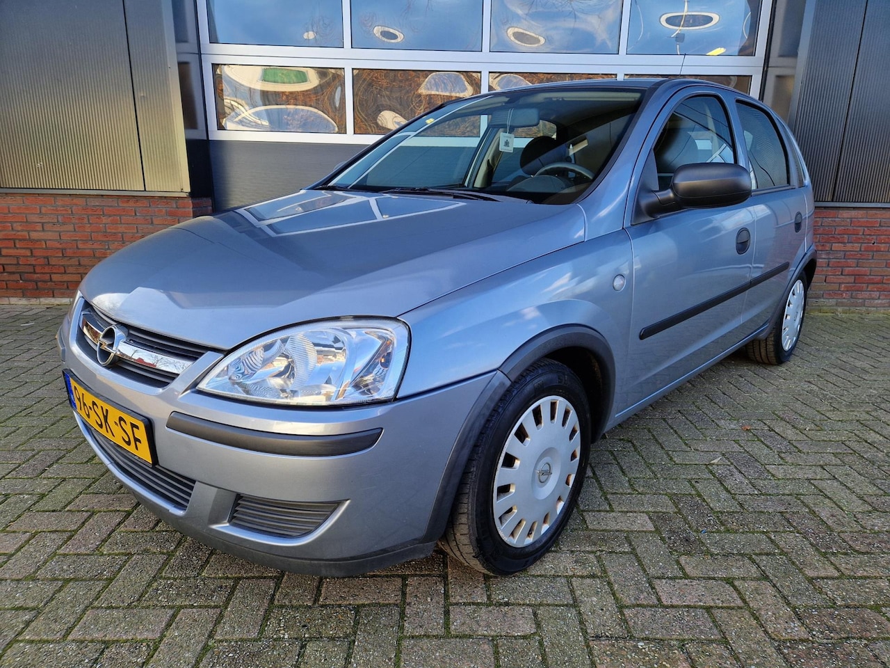 Opel Corsa - 1.2-16V Rhythm 5 deurs trekhaak isofix APK radio - AutoWereld.nl