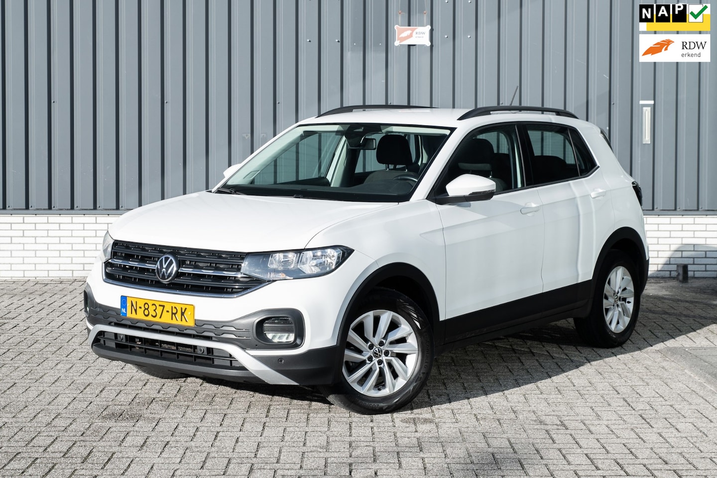 Volkswagen T-Cross - 1.0 TSI Go*Navi*multifunc stuur* - AutoWereld.nl