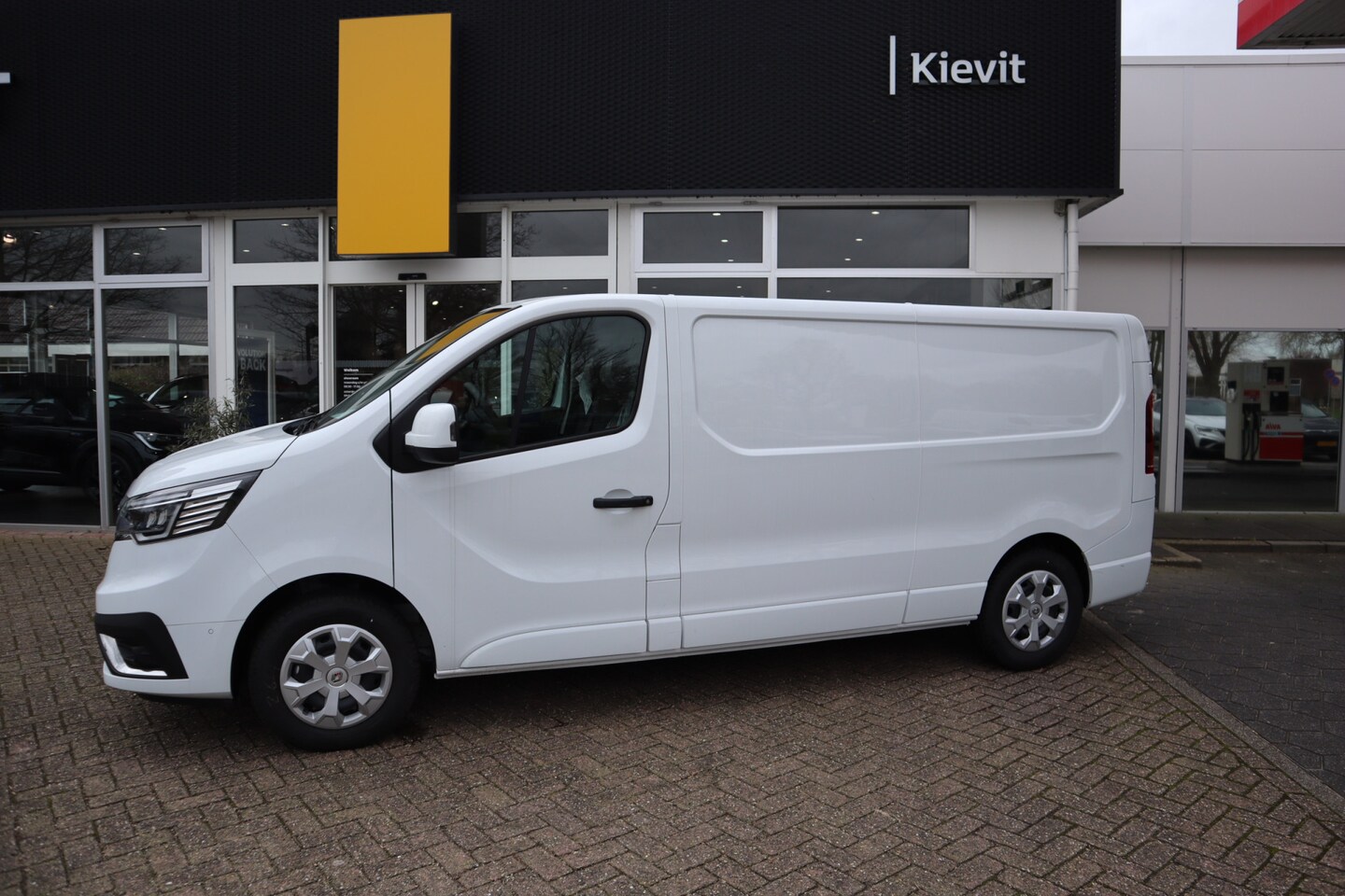 Renault Trafic E-Tech - E-Tech T29 L2H1 52 kWh - Elektrische Trafic uit voorraad leverbaar - AutoWereld.nl