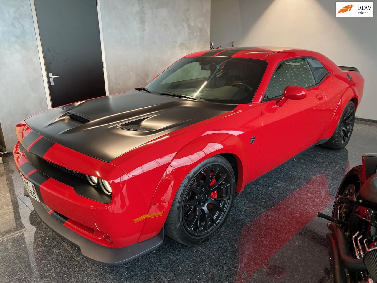 Dodge Challenger - HELLCAT SRT 900PK 2016 BORLA - AutoWereld.nl