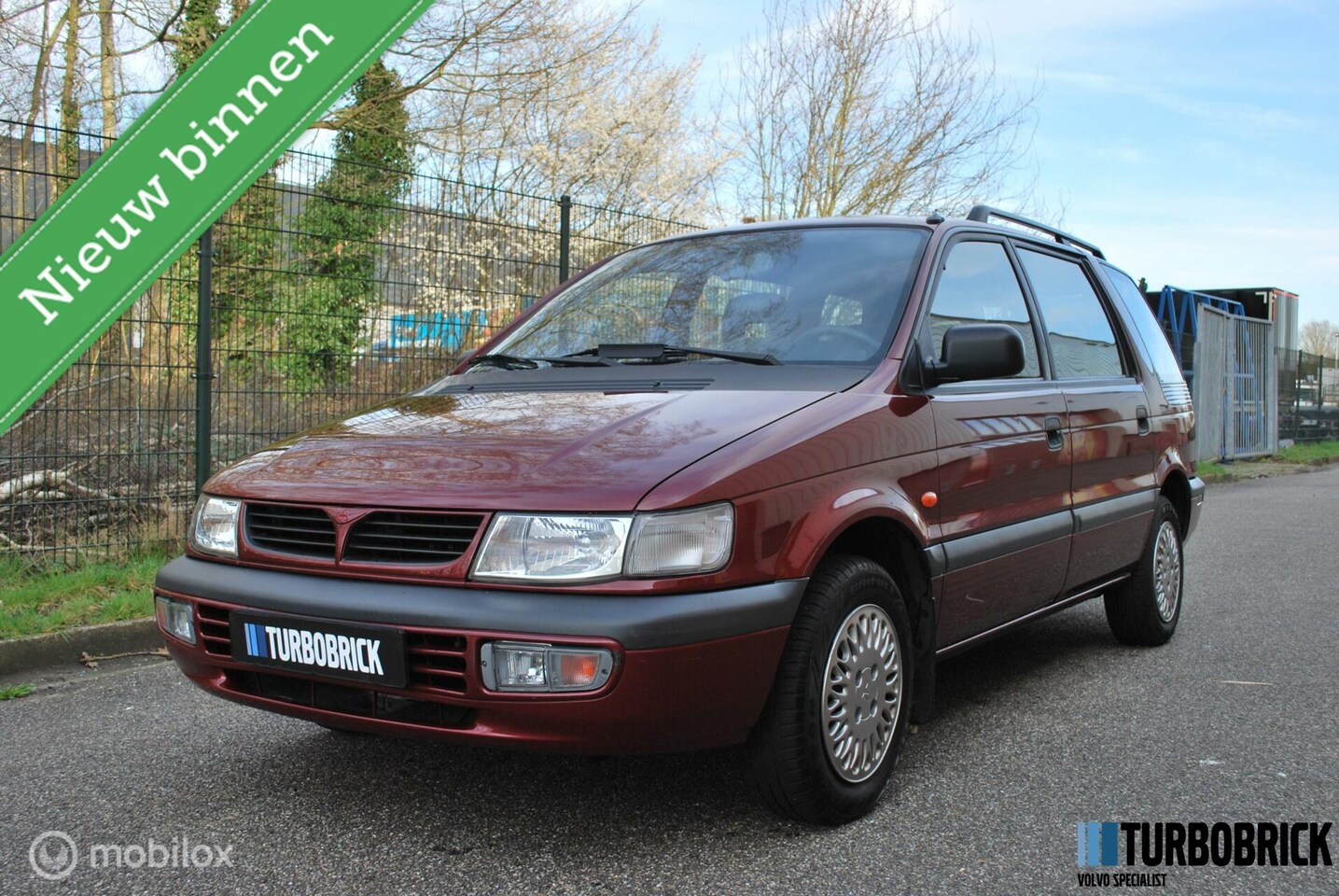 mitsubishi-space-wagon-2-0-glxi-automaat-84768km-nap-airco-youngtimer.jpg