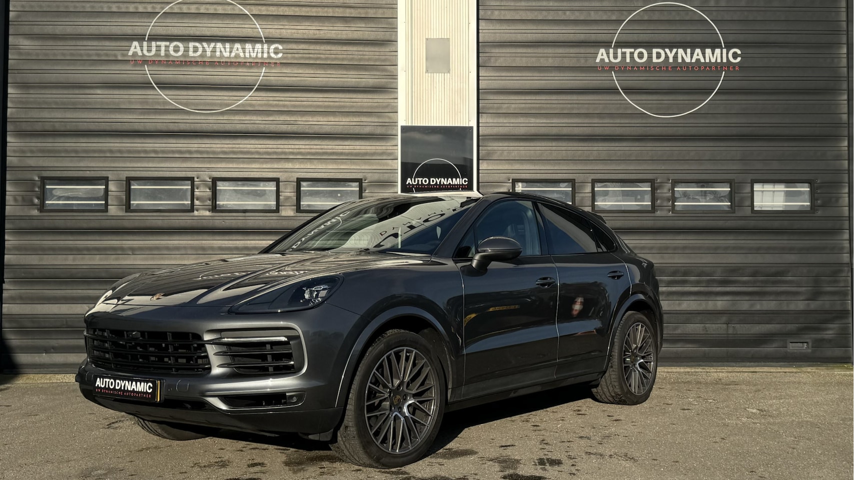 Porsche Cayenne - 3.0 Coupe | Pano | Lucgtvering | leder | Bose - AutoWereld.nl