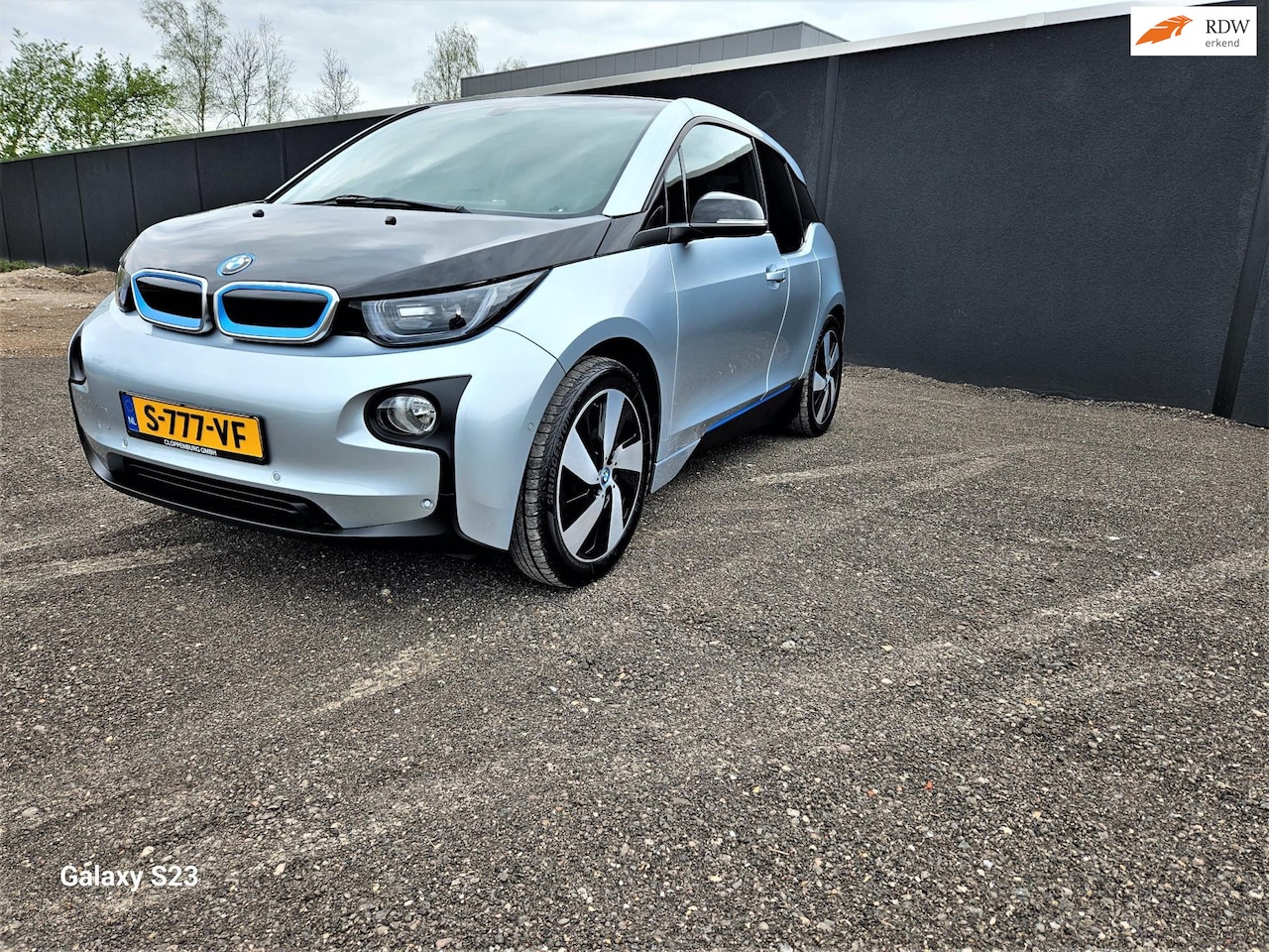 BMW i3 - 60AH 22 kWh 170 PK SUBSIDIE *2000€ - PANORAMADAK*SUPER NETJES - AutoWereld.nl