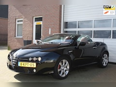 Alfa Romeo Spider - 2.2 JTS Nieuwe Apk, Rood Creme Leder Zeer Nette Auto