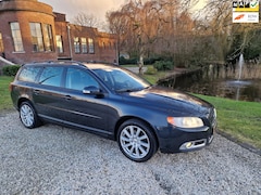 Volvo V70 - 2.0i benzine R-DESiGN airco LEDER xenon NAVi