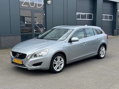 Volvo V60 - 2.4 D6 AWD Plug-In Hybrid Summum