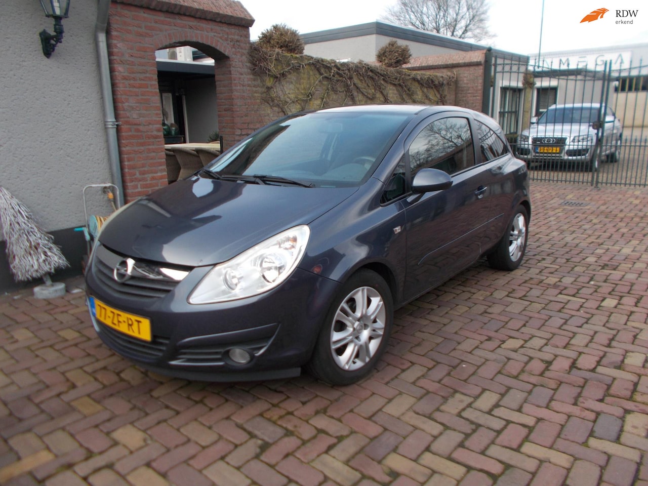 Opel Corsa - 1.4-16V Cosmo bj 2008 apk1-2025 nette auto - AutoWereld.nl