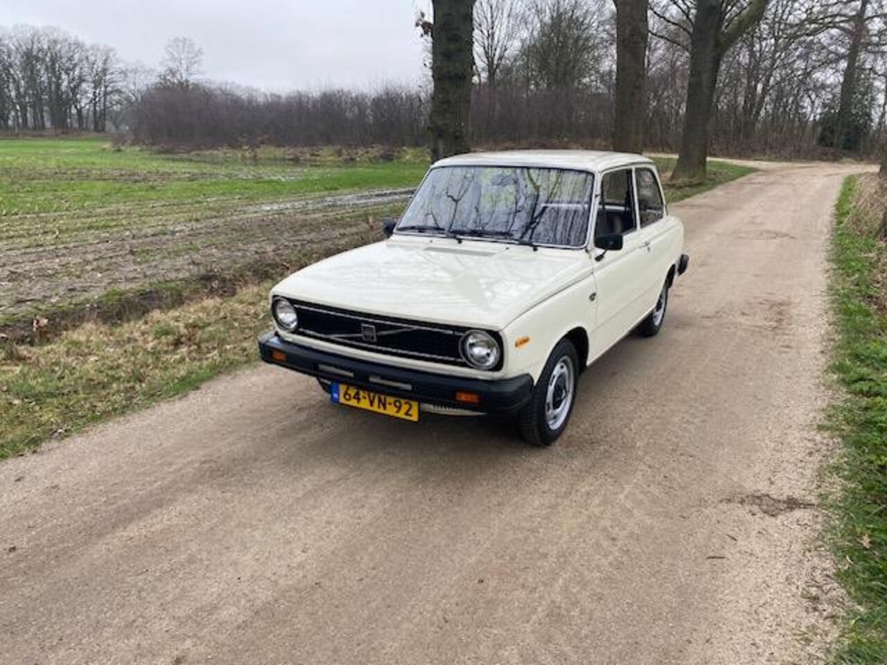 volvo-66-l-1978-1-eigenaresse-8454km.jpg