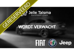 Alfa Romeo Giulia - 2.0 T AWD Veloce | Panoramadak | 18" Velgen | Stoel/stuur verwarming | Trekhaak afneembaar