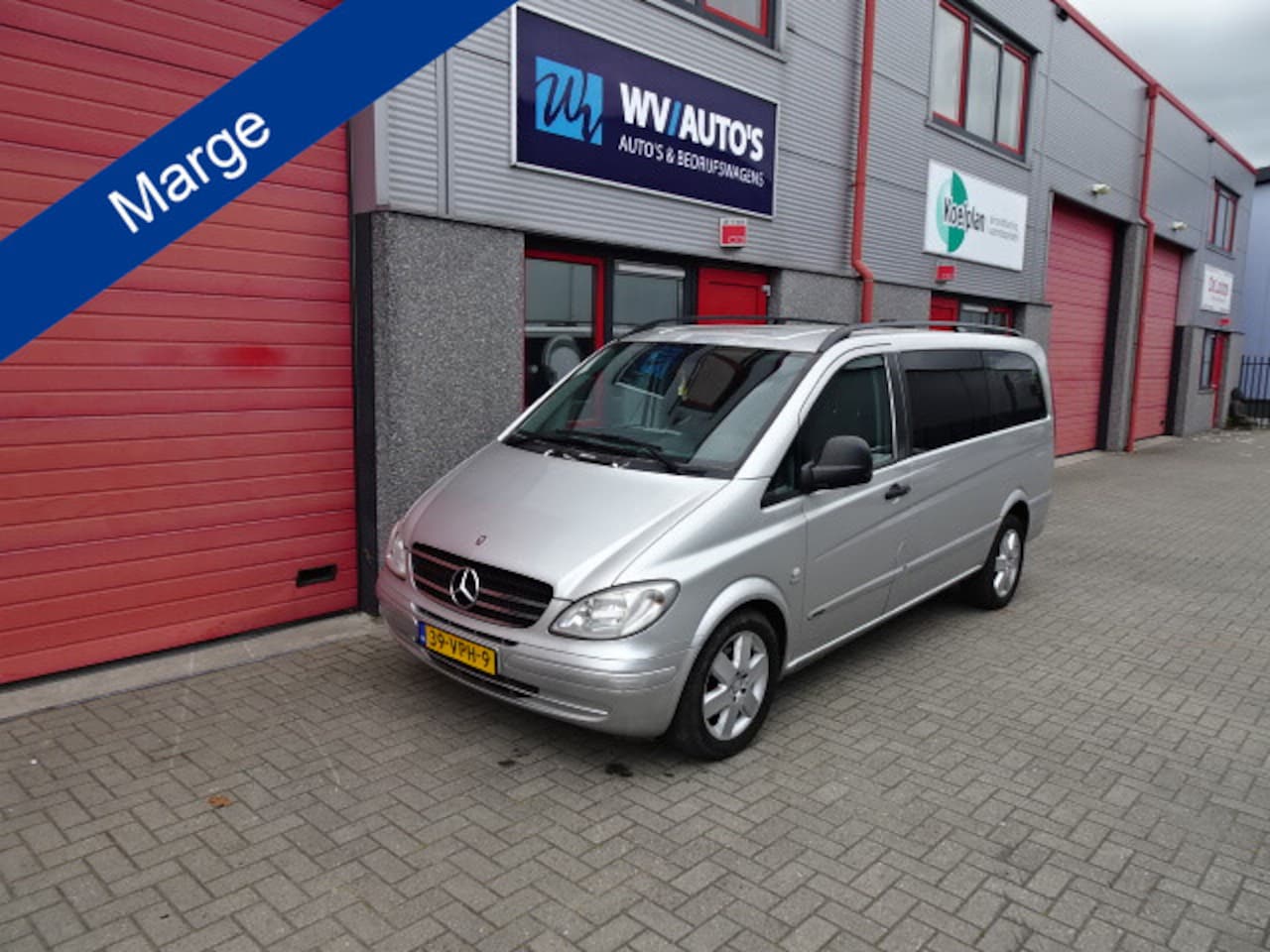 Mercedes-Benz Vito - 120 CDI 320 Lang DC luxe let op tik in motor !!!!!!!! - AutoWereld.nl