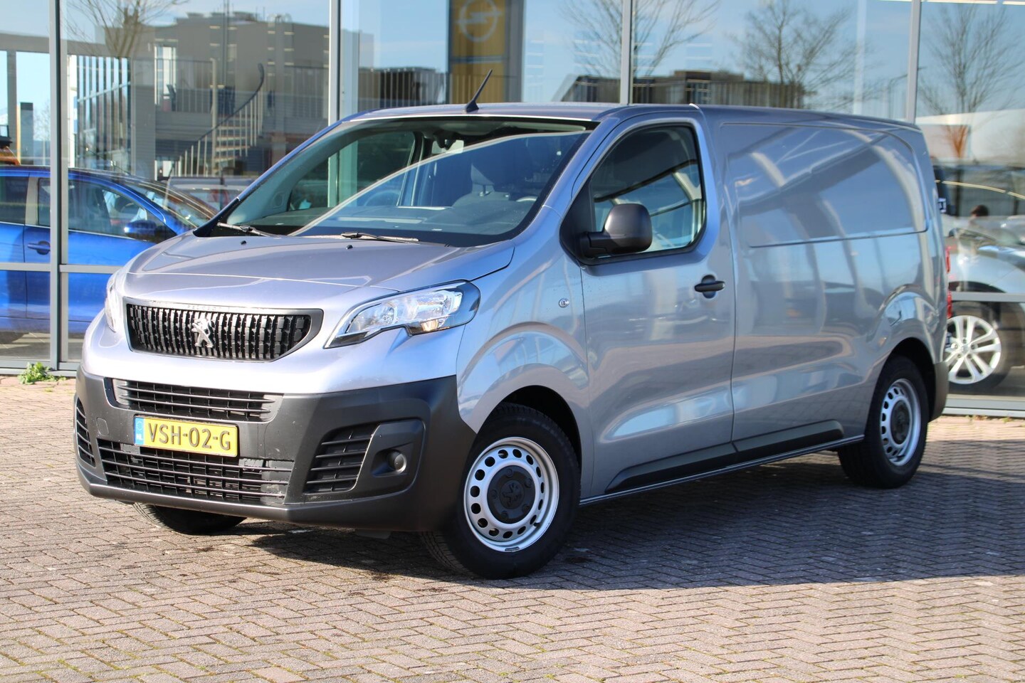 Peugeot Expert - 1.5 BlueHDI 100 Standard Premium 1.5 BlueHDI 100 Standard Premium - AutoWereld.nl