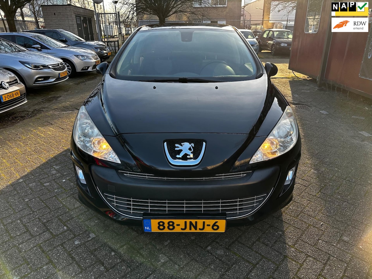 Peugeot 308 - 1.6 VTi XT 1.6 VTi XT, - AutoWereld.nl