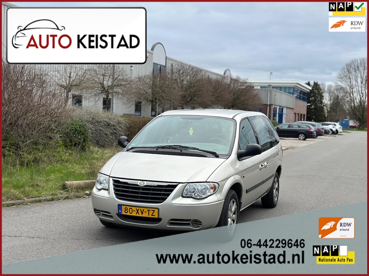 Chrysler Voyager - 2.4i SE CLIMA/CRUISE! 7-PERSOONS! EERSTE EIGENAAR! - AutoWereld.nl