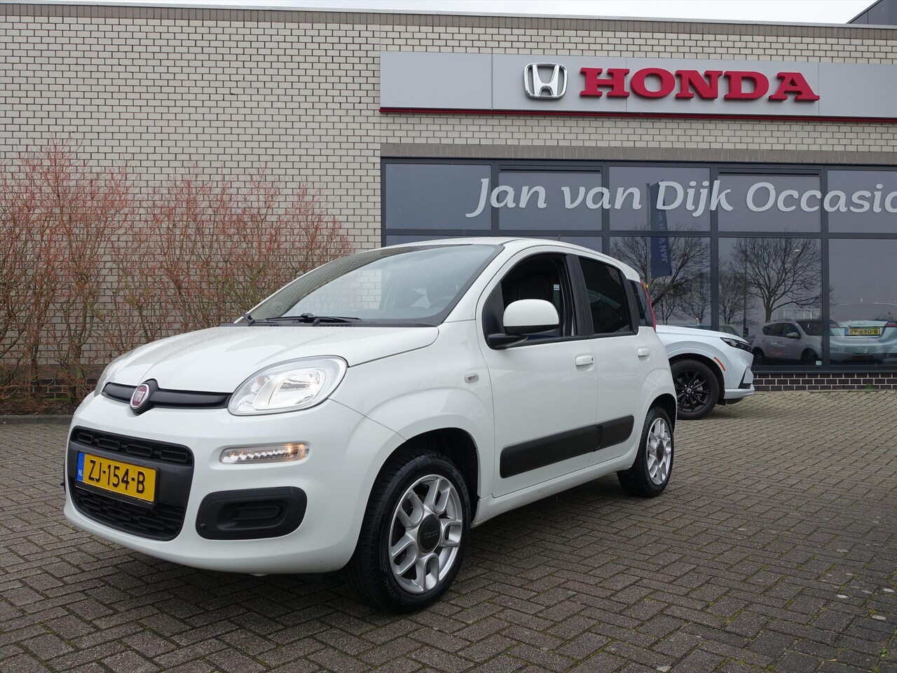 Fiat Panda - TwinAir Turbo 80PK Dualogic PopStar - AutoWereld.nl