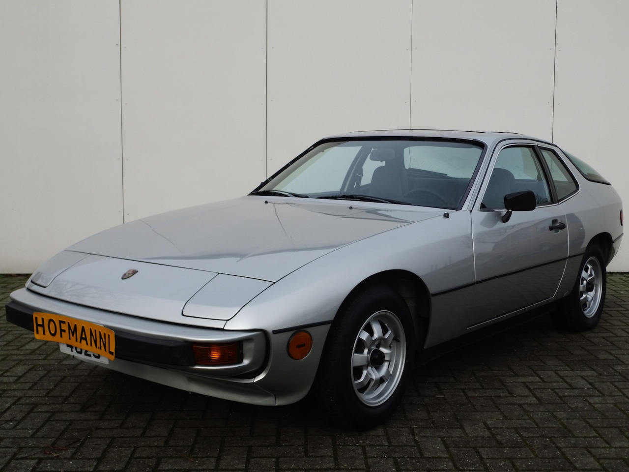 Porsche 924 - 2.0 Coupé 87000 km ! - AutoWereld.nl