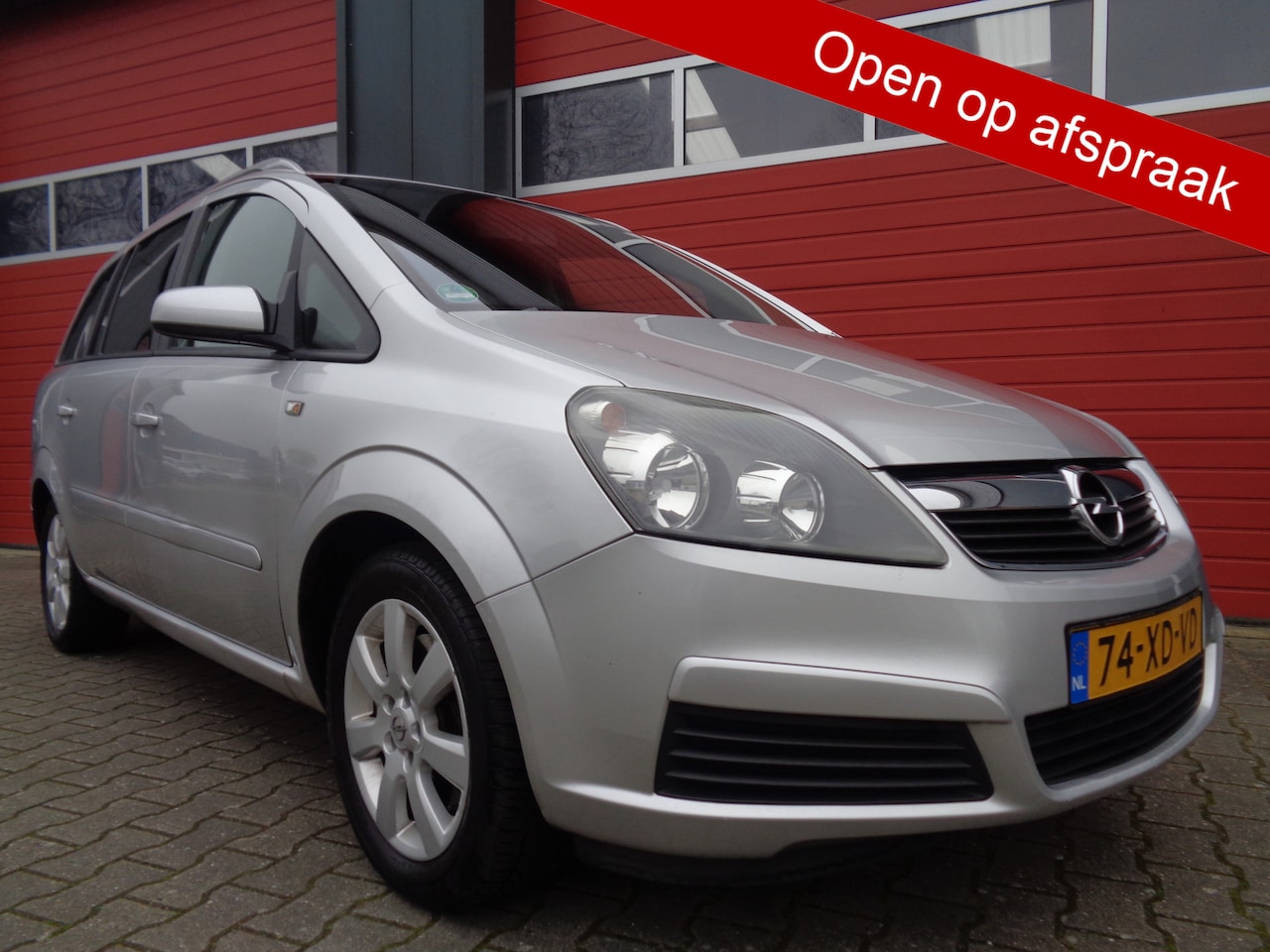 Opel Zafira - 2.2 Enjoy 150PK Clima Cruise LMV 6-BAK Trekhaak NL-Auto 7-Pers - AutoWereld.nl