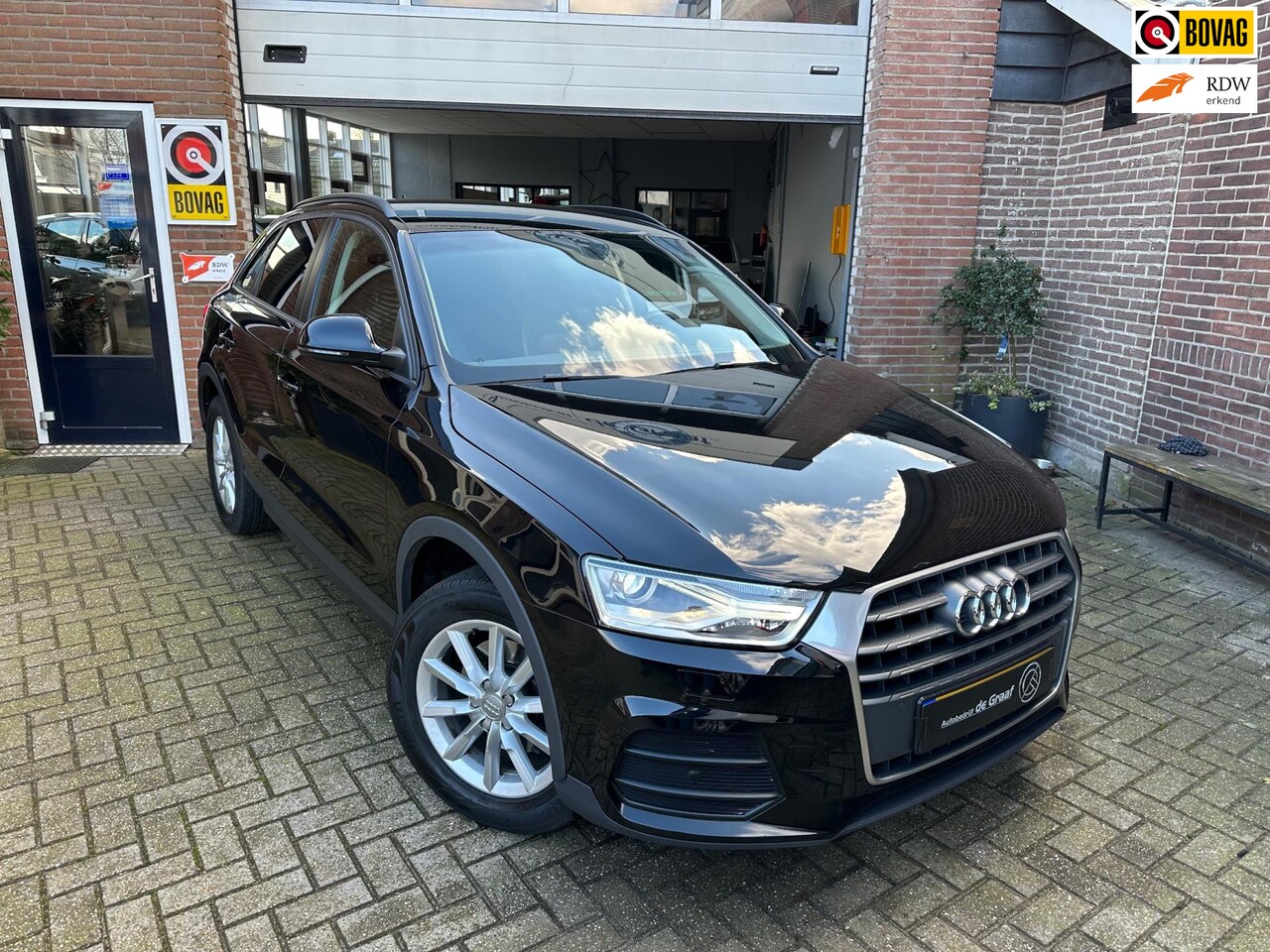 Audi Q3 - 1.4 TFSI CoD S-TRONIC|NAVI/CRUISE/TRHK | CAMERA/PDC KM 64888 - AutoWereld.nl