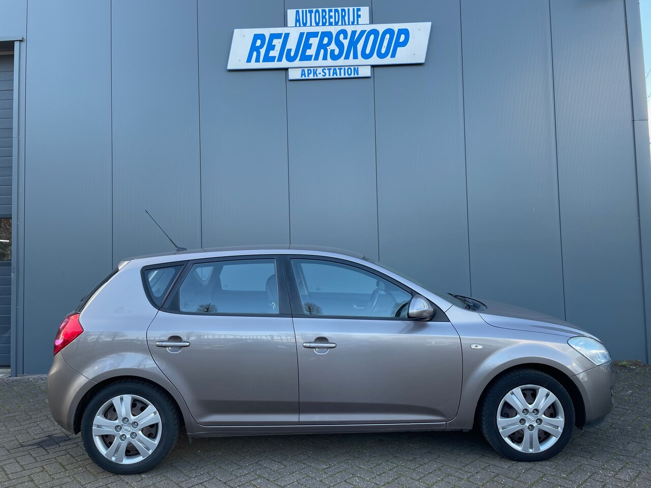Kia Cee'd - 1.6 X-ecutive