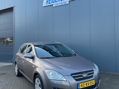 Kia Cee'd - 1.6 X-ecutive