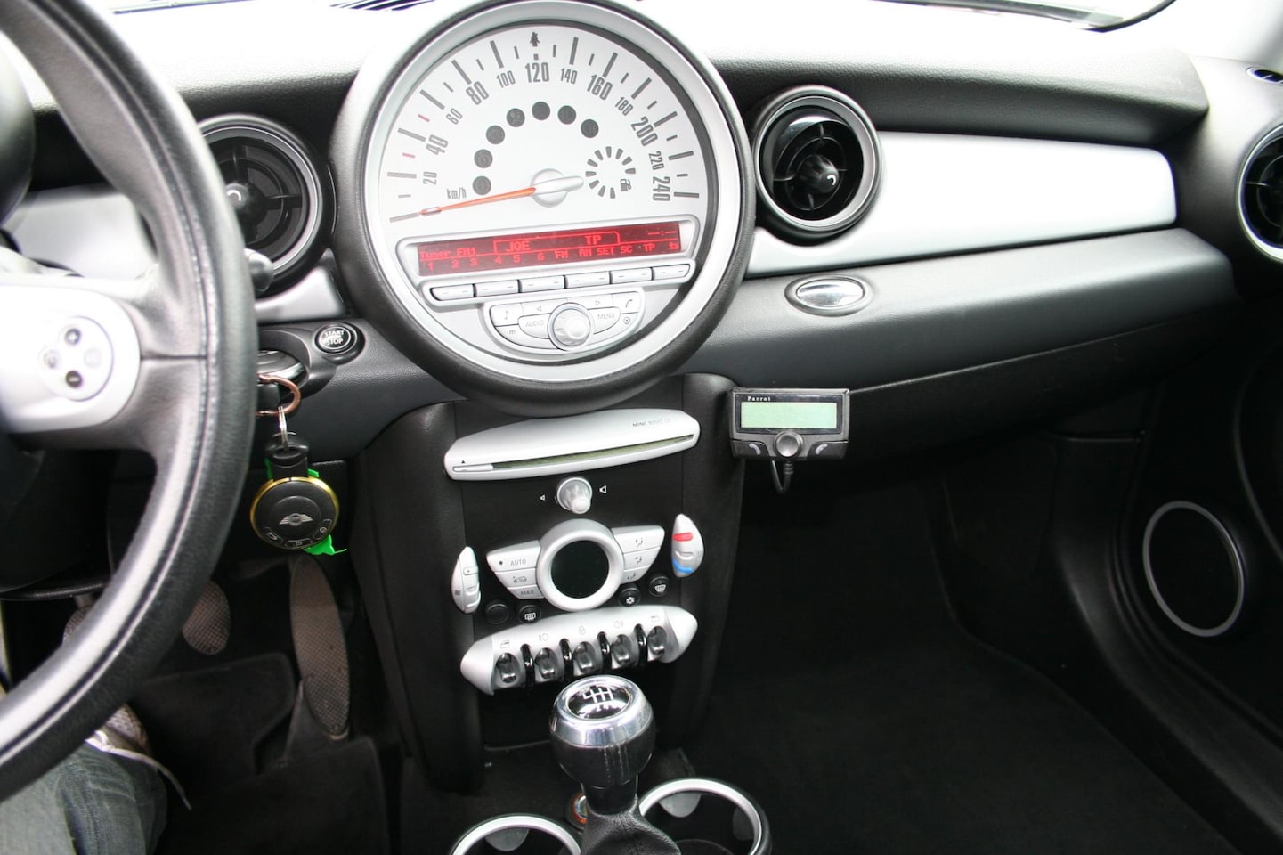 MINI Cooper - 1.6 Chili climatronic