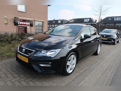 Seat Leon - 1.8 TSI FR AUT F-1|NAVIGATIE|CARPLAY|SFEER VERLICHTING|LED|ZEER GOED ONDERHOUDEN